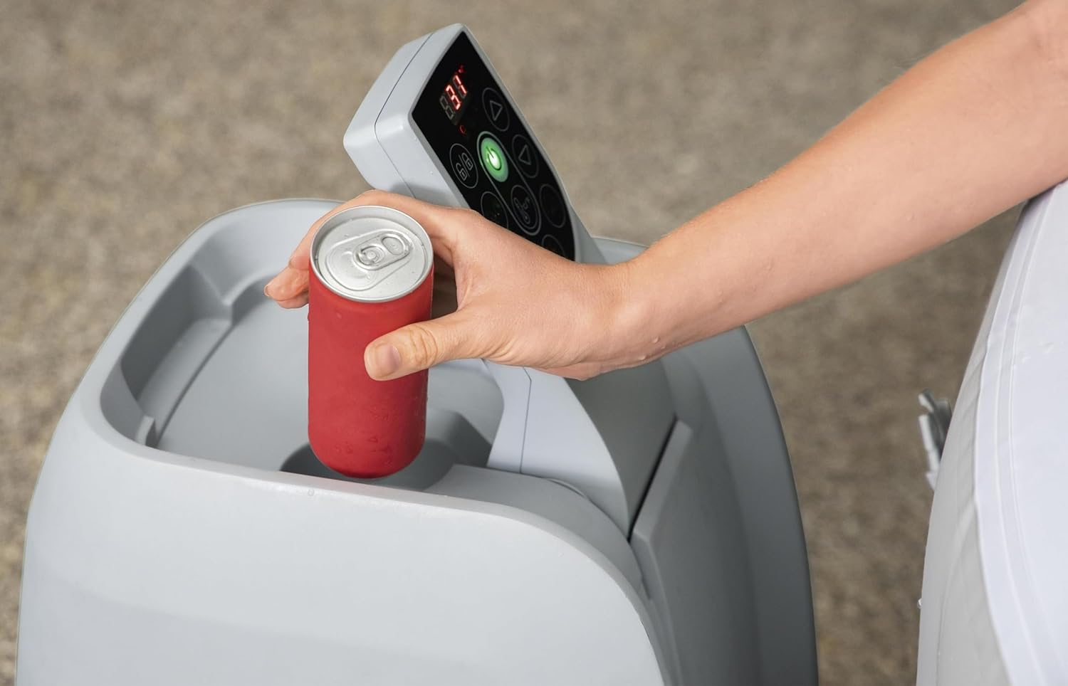 Coleman Tahiti EnergySense AirJet Inflatable Hot Tub Spa 71