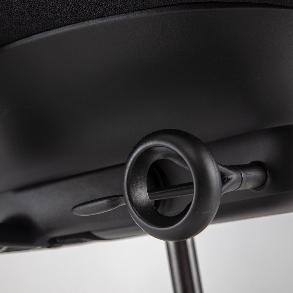 Herman Miller say Ergonomic Chair