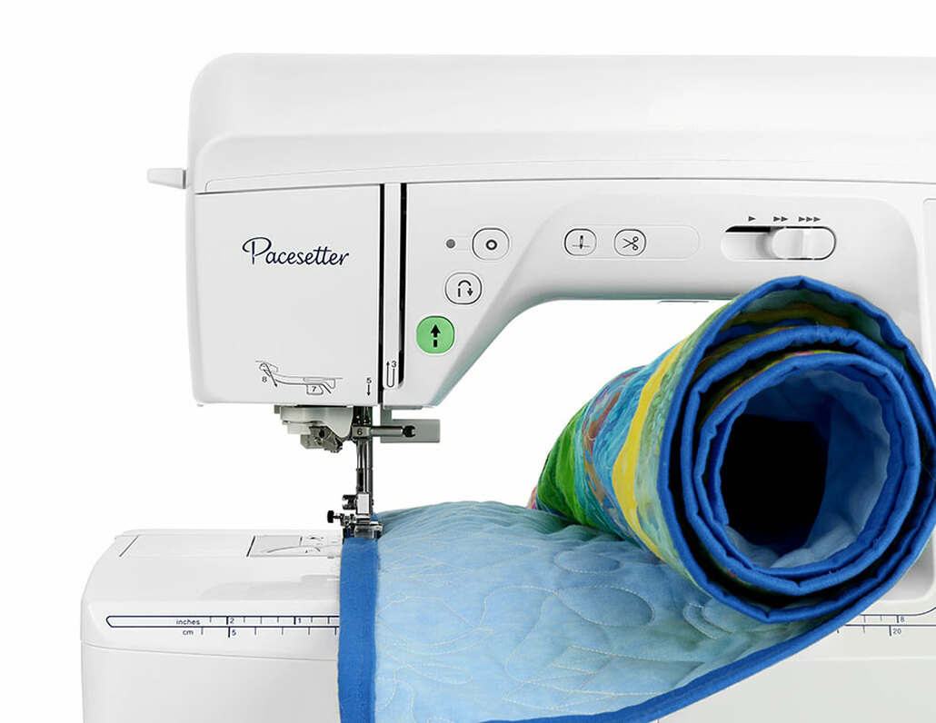 Bro Innov-&iacute;s Pacesetter PS500 Computerized Sewing Machine / Optional Distin Starter Sewing Package