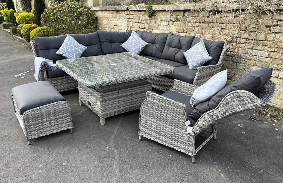 Rattan Garden Furniture premium Large corner sofa set.