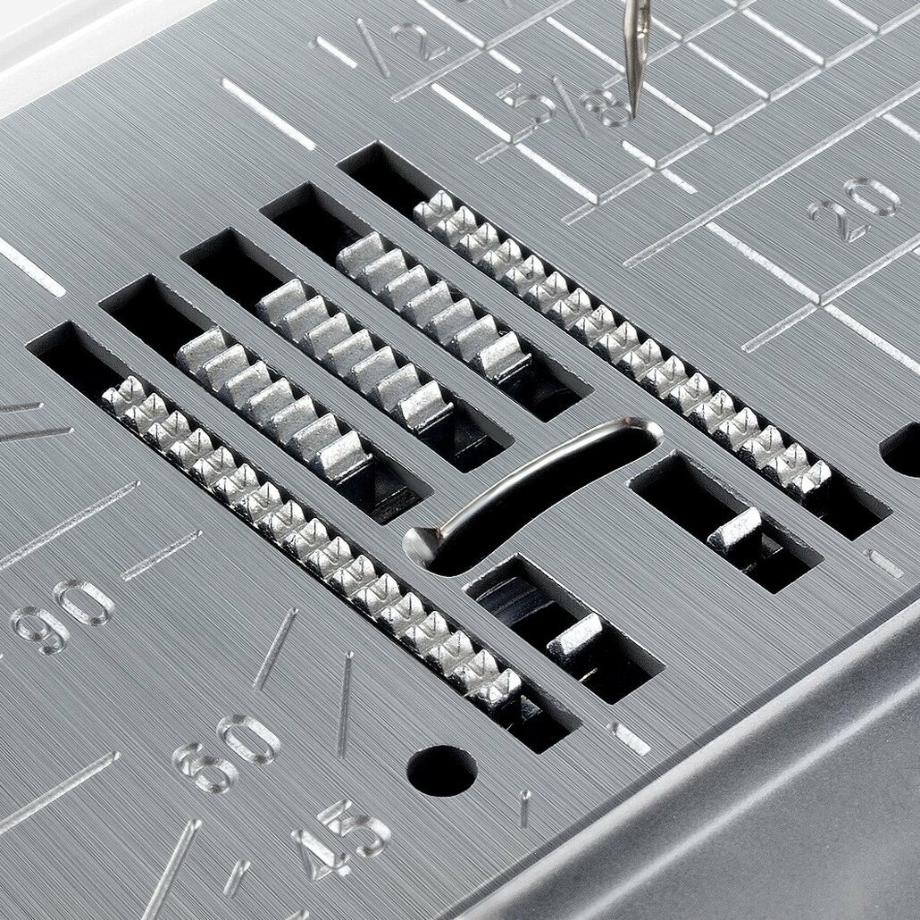 JAN Memory Craft Horizon 8200 QCP Special Edition Computerized Sewing Machine w/ FREE! 8-Piece V.I.P Reward Package and FREE! Next-Day Shipping